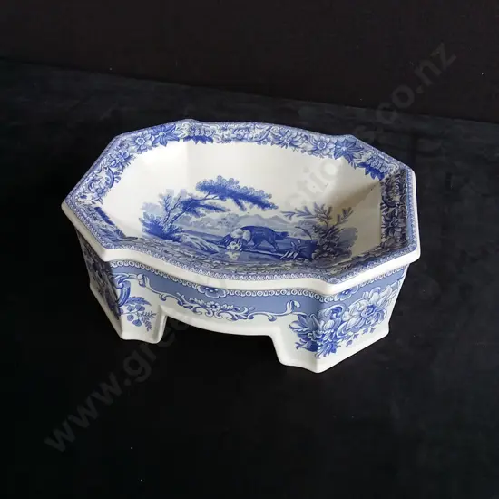 SPODE SIGNATURE COLLECTION AESOP'S FABLES PATTERN DOG BOWL