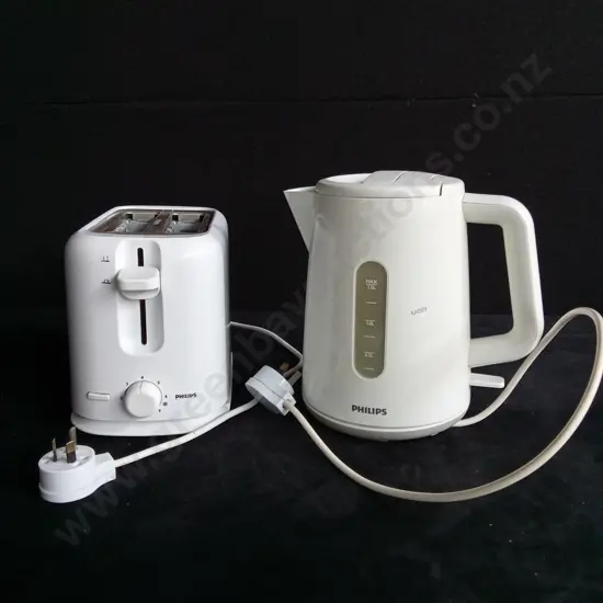 PHILIPS KETTLE AND TOASTER (WORKING)