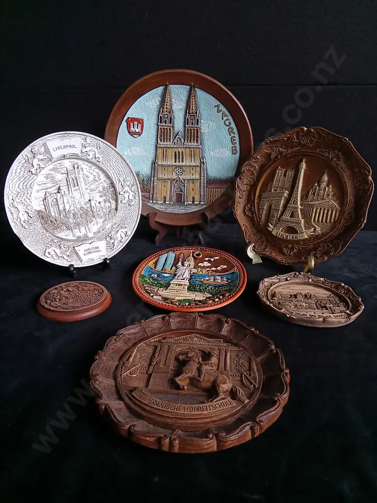 7 TRAVEL DECORATIVE WOODEN PLATES Image 1++