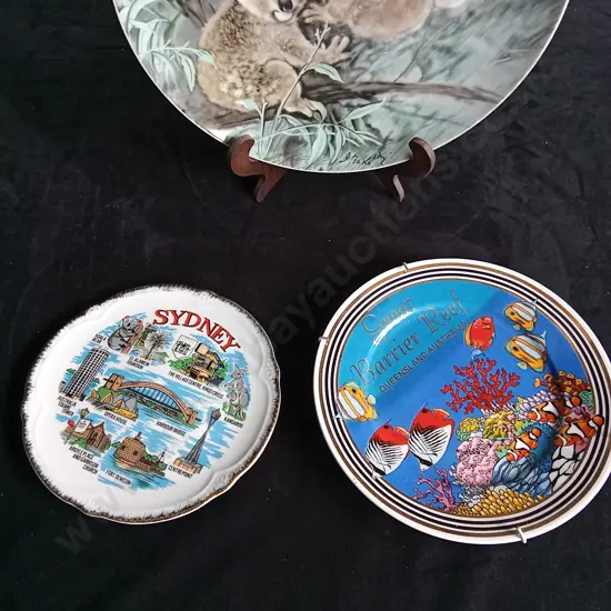 3 DECORATIVE AUSTRALIA PLATES