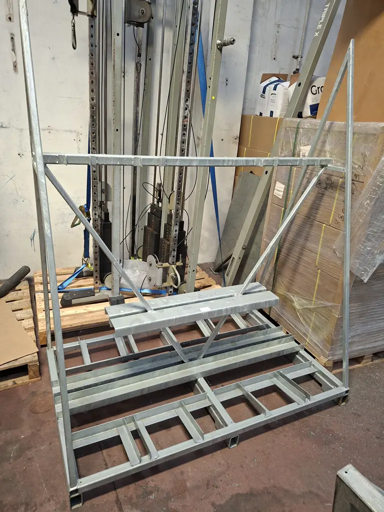 GALVANISED MATERIAL STAND 1.56M WIDE X 1M X 1.95M HIGH Image 1++