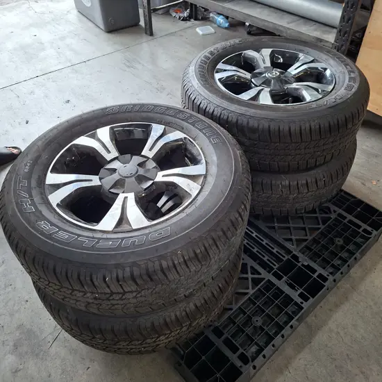 SET OF 4 X ALLOYS WHEELS AND TYRES SUIT MAZDA BT50 - 265X60 R18 6 STUD - WITH BRIDGESTONE DUELER TYRES