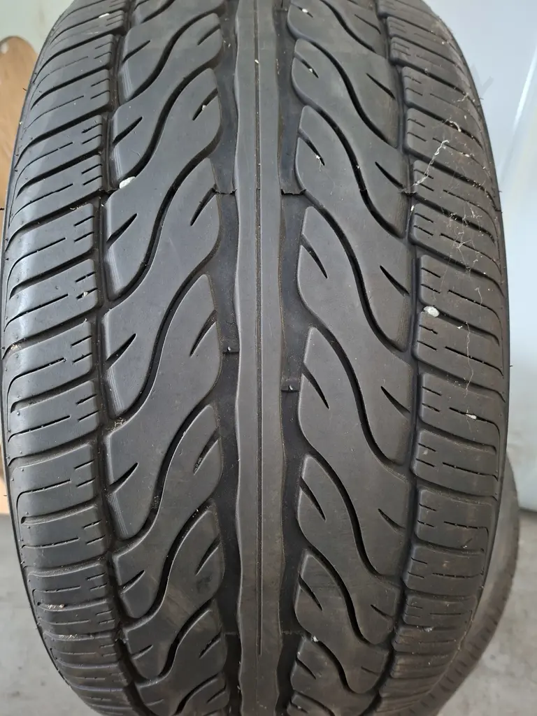 3 X ZETA AZURA 285 X 35 X 22 TYRES USED Image 1++