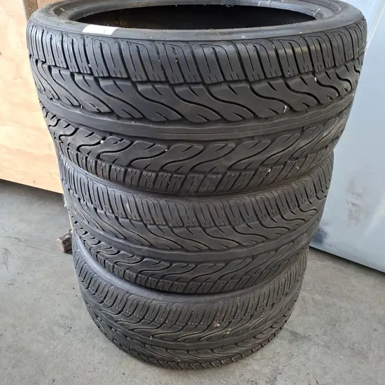 3 X ZETA AZURA 285 X 35 X 22 TYRES USED