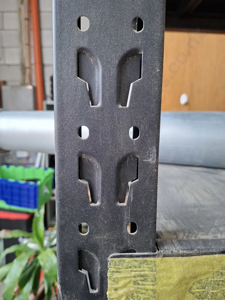 STEEL SHELVING UNIT - 2M WIDE X 60CM DEEP X 2M TALL CONTENTS NOT INCLUDED Image 1++