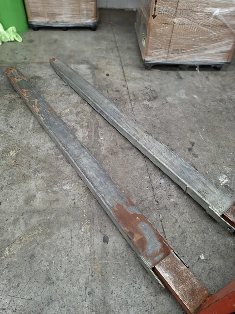 2.4M LONG FORKLIFT EXTENSIONS GALVANISED WITH PINS Image 1++