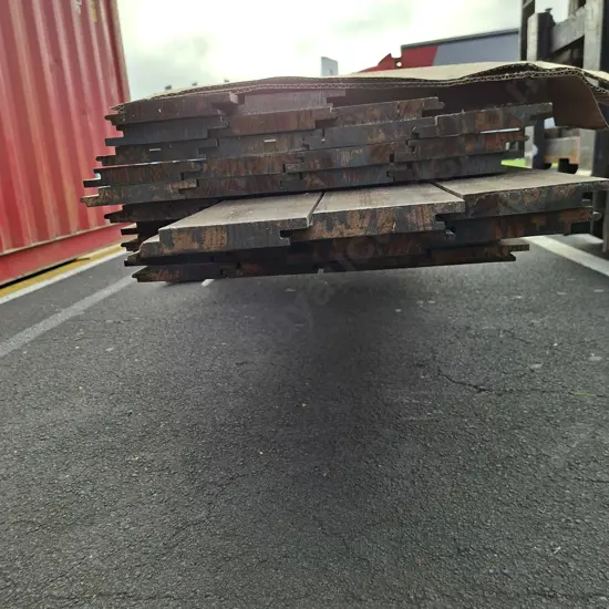 PALLET OF TONGUE AND GROOVED BOARDS UNKNOWN TIMBER 140MM WIDE OVERALL X VARIOUS LENGTHS (ON TOP OF CONTAINER)