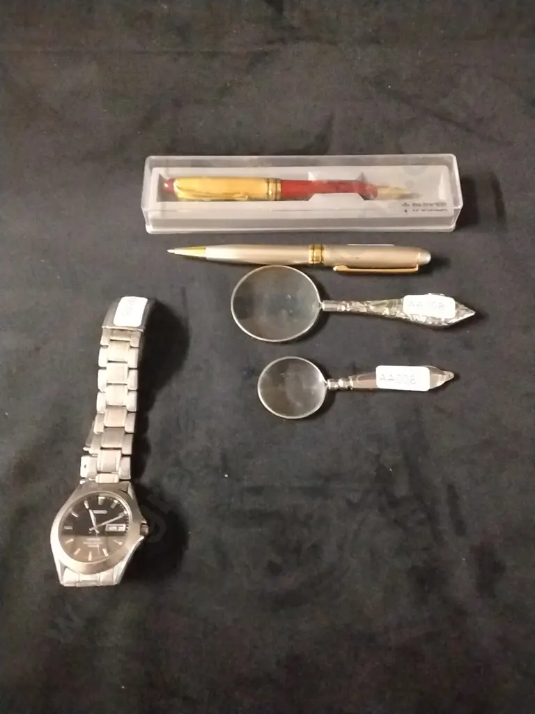 MENS SEIKO WATCH, 2 X PENS AND 2 MAGNIFIERS Image 1++
