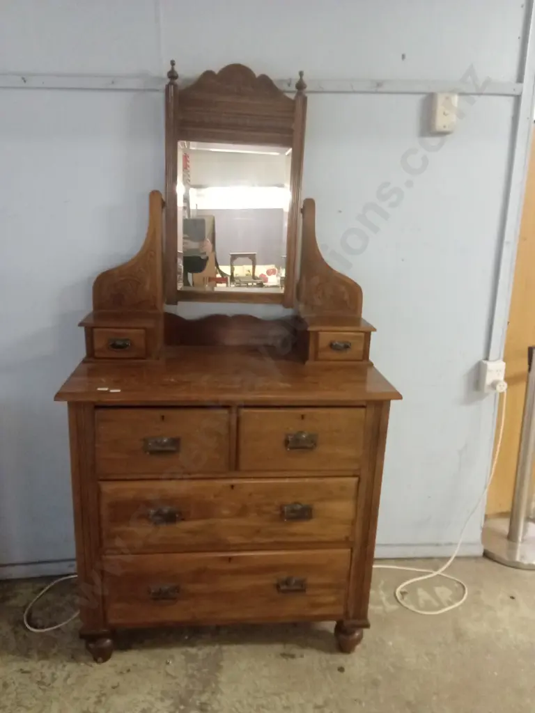VINTAGE DRESSING TABLE WITH MIRROR Image 1++