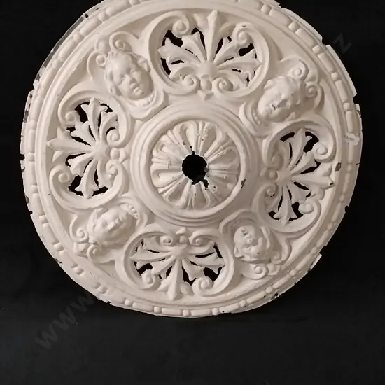 CEILING MEDALLION