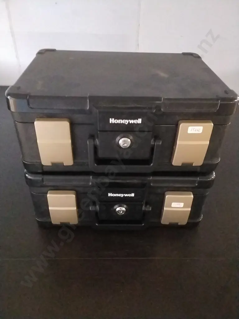 HONEYWELL SECURITY BOXES - X 2 OPEN BUT NO KEYS Image 1++