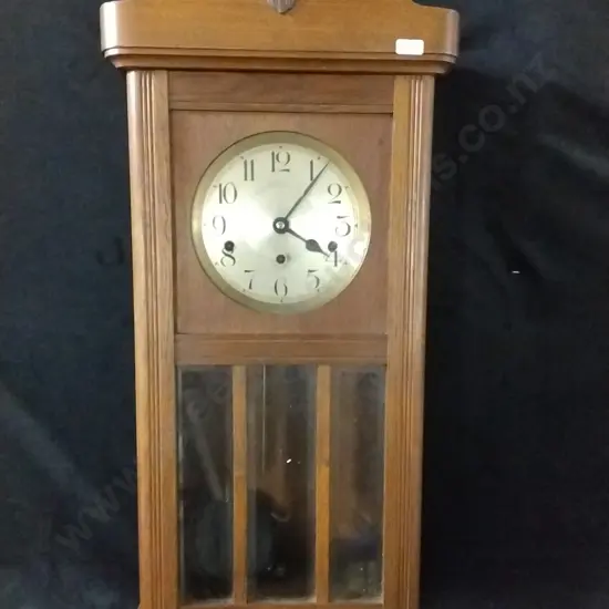 CLASSIC STYLE WALL CLOCK