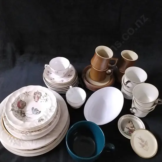 ASSORTED CROCKERY