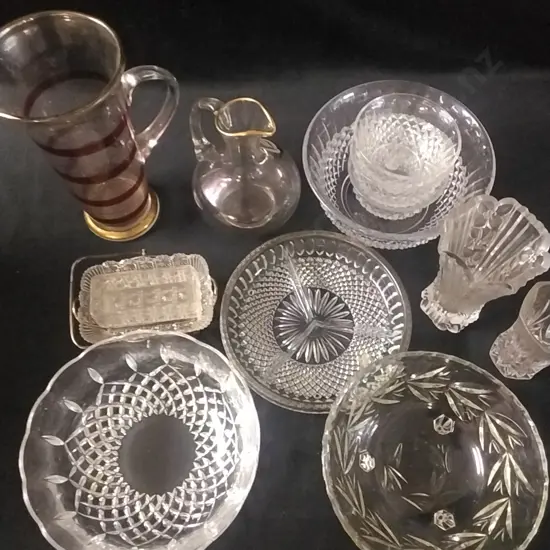 ASSORTED GLASSWARE