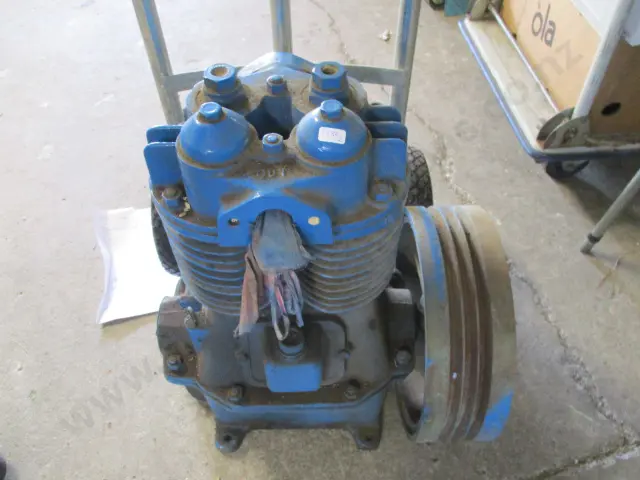 LARGE COMPRESSOR (HEAVY & UNTESTED) Image 1++