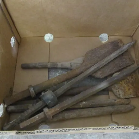 JACKHAMMER BITS INC SPADE  AND BREAKER POINTS