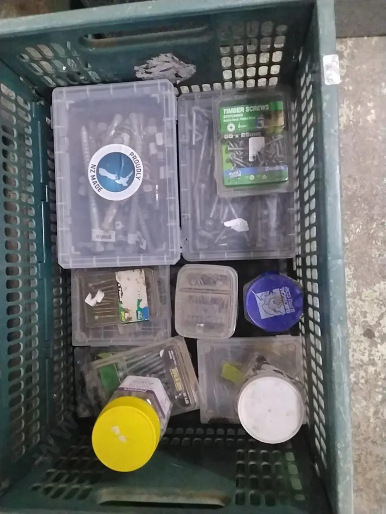 PLASTIC CRATE OF VARIOUS HARDWARE INC DYNA BOLTS COACH BOLTS SCREWS Image 1++