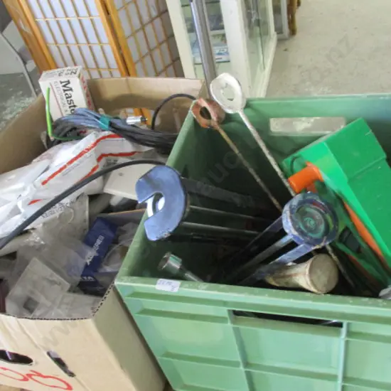 BOX OF ELECTRICAL SWITCHES ETC P.US BOX OF HAND TOOLS INCLUDING RAMSET APPLICATOR