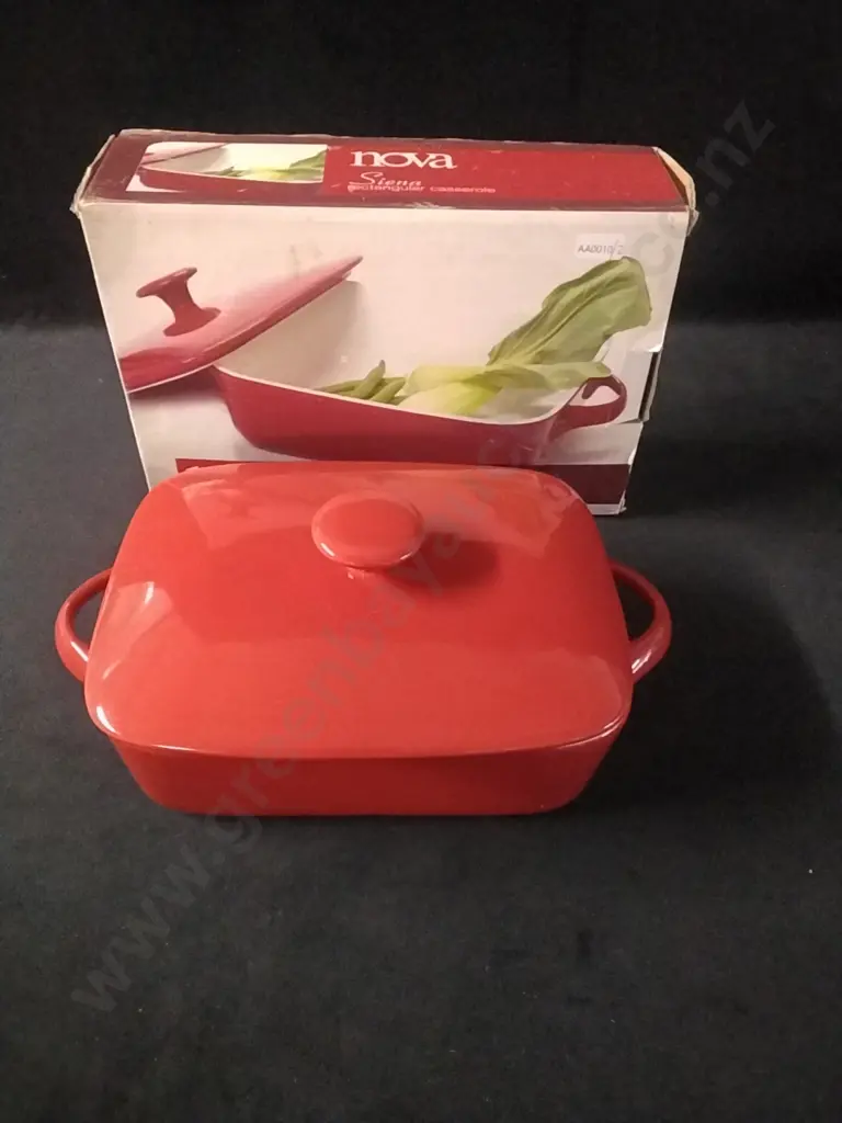 NOVA CASSEROLE DISH - NEW Image 1++