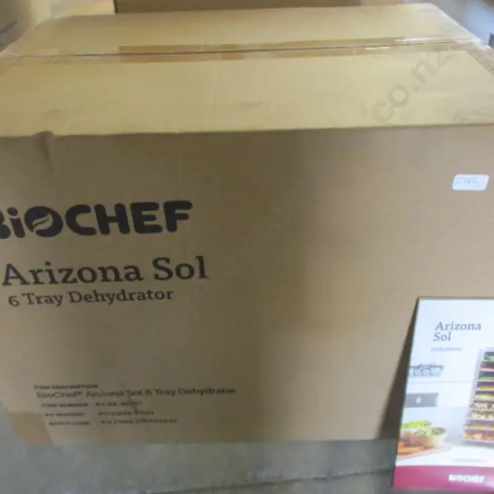NEW BOXED 6 TRAY DEHYDRATOR