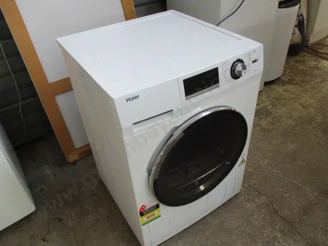 HAIER 8KG CLOTHES DRYER TESTED WORKING Image 1++
