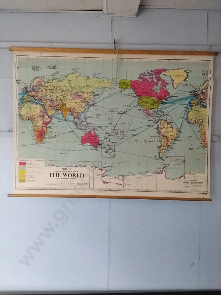 VINTAGE WORLD MAP Image 1++