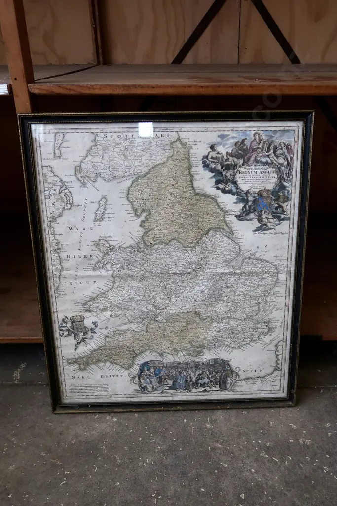 COLLECTION OF PAINTINGS Image 1++