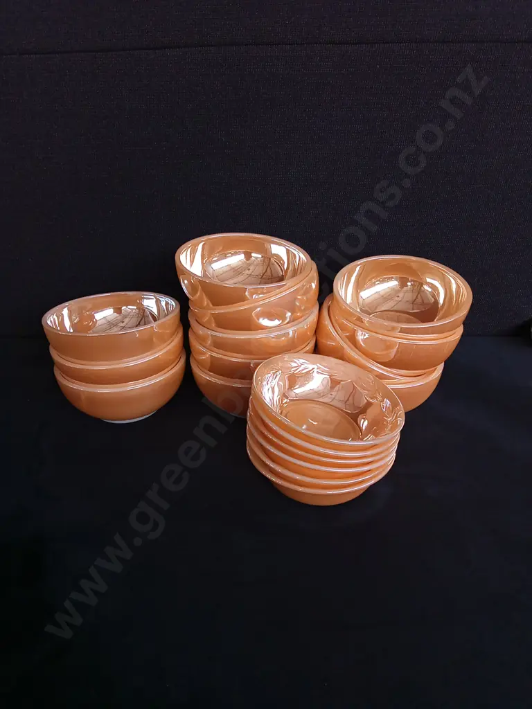 PEACH COLOUR OVEN FIRE-KING WARE PLATE AND BOWL SET X 35 Image 1++