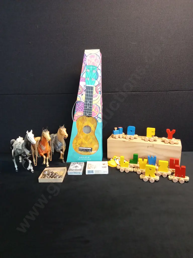 ASSORTED CHILDRENS TOYS Image 1++