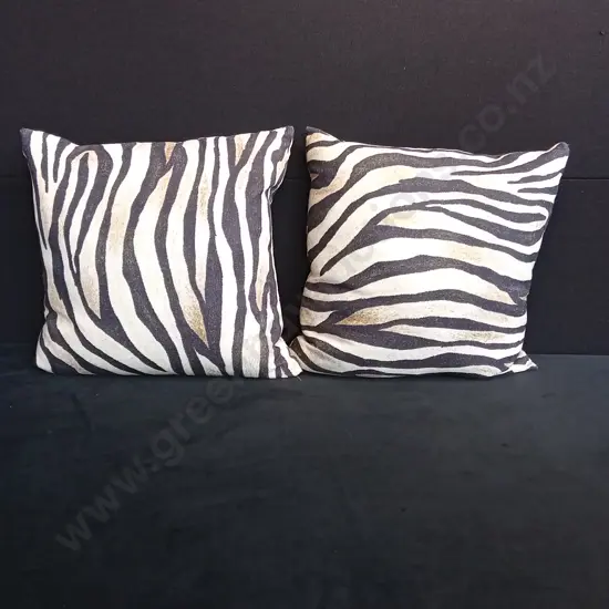 ZEBRA STRIPPED CUSHIONS X 2