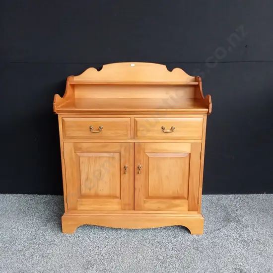 EARLY AMERICAN STYLE WOODEN TWO DRAWER CABINET