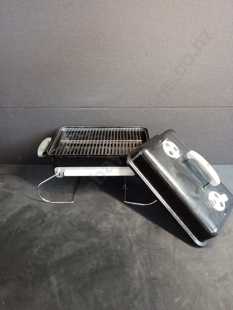 WEBER GO-ANYWHERE CHARCOAL GRILL Image 1++
