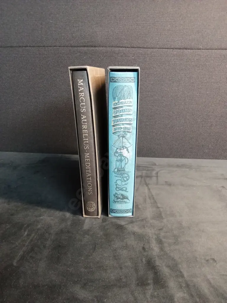 VINTAGE BOOKS MARCUS AURELIUS MEDITATIONS AND CAPTAIN COOKS VOYAGES X 2 Image 1++