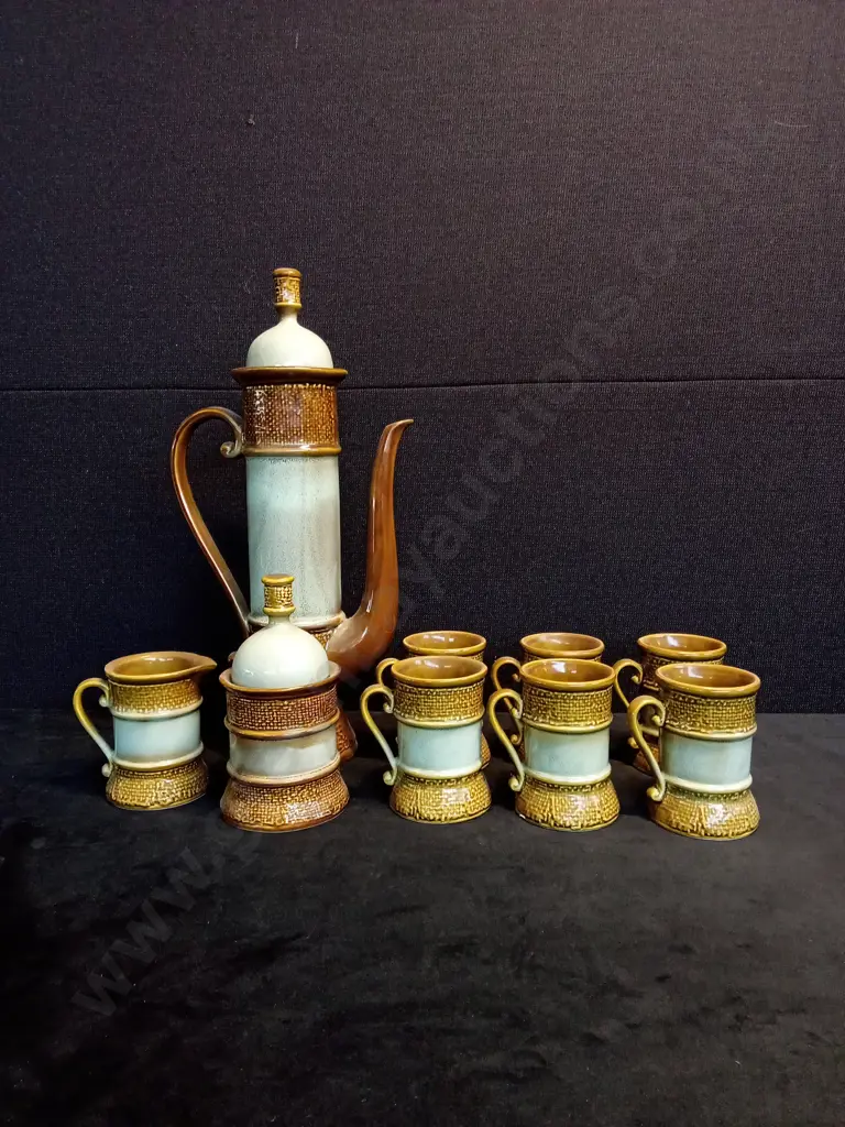 VINTAGE NORLEANS CERAMIC TALL COFFEE/TEA POT WITH SET OF DEMITASSE CUPS AND SUGAR BOWL Image 1++