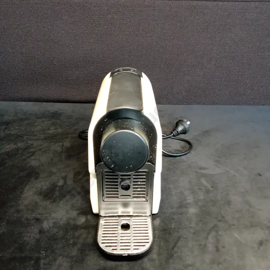 CAPSULE COFFEE MACHINE - WORKING, COLOUR FADED