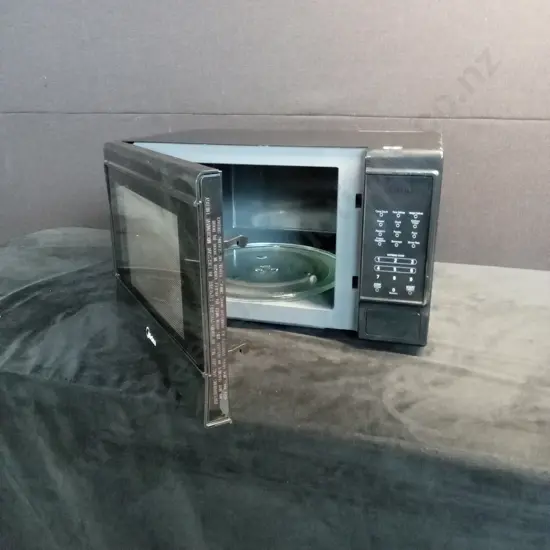 MIDEA BLACK MICROWAVE