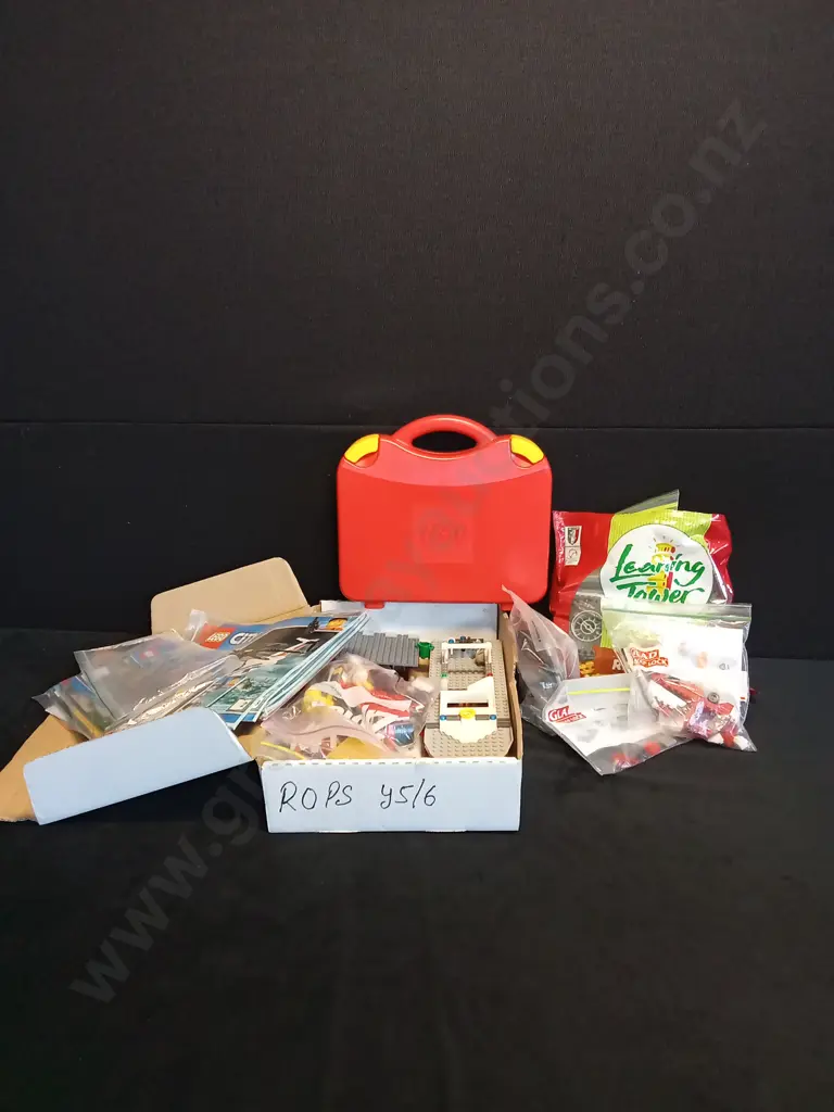 ASSORTED LEGO Image 1++