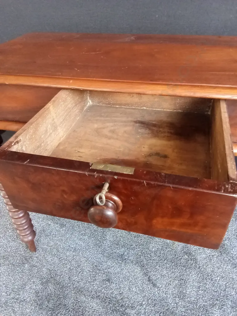 ANTIQUE SIDE TABLE - BARLEY TWIST TURNED LEGS, SINGLE DRAWER TRADITIONAL VICTORIAN / EDWARDIAN STYLE SOLID TIMBER Image 1++