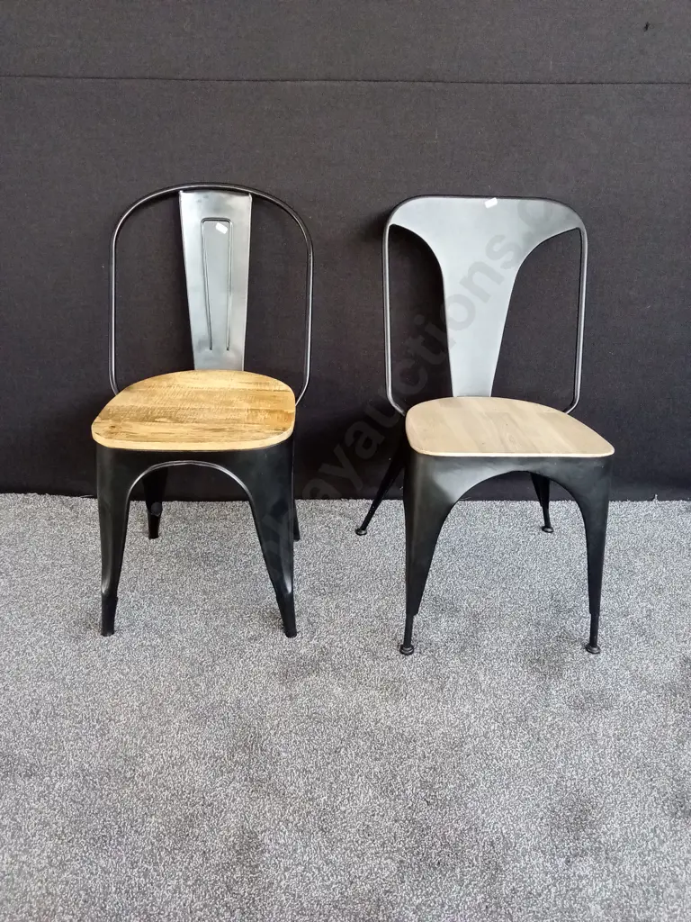 METAL BLACK CHAIRS WITH WOODEN SEATS Image 1++