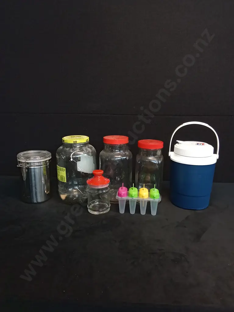 ASSORTED JARS AND OTHER KITCHEN ITEMS Image 1++