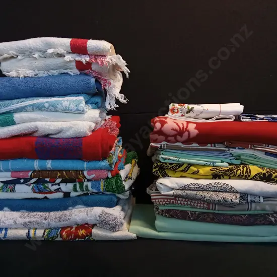 ASSORTED TOWELS AND BEDDING