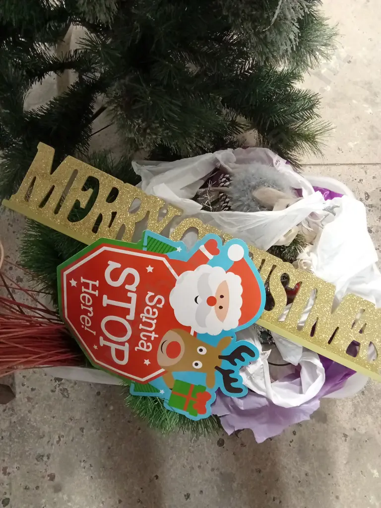 CHRISTMAS TREE PLUS BOX OF DECORATIONS Image 1++