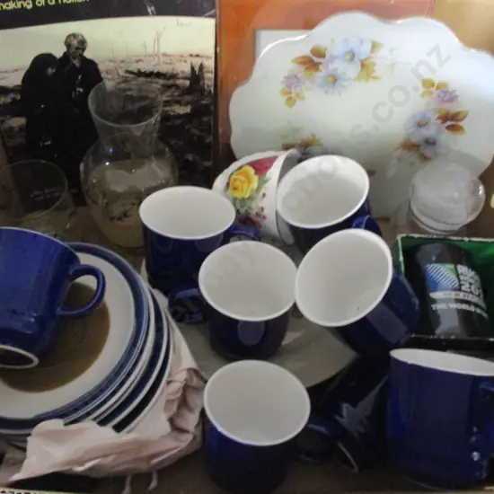 ASSORTED BOX OF CROCKERY