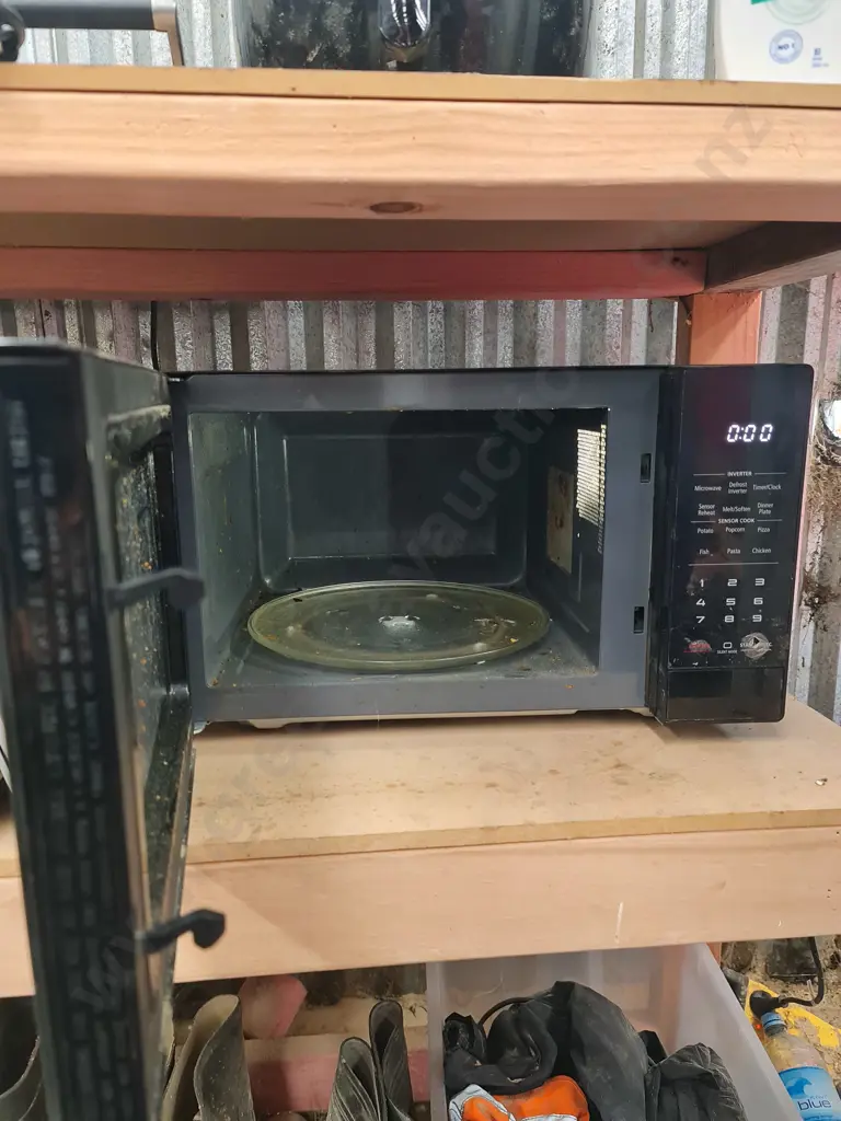 Kensington Microwave Image 1++