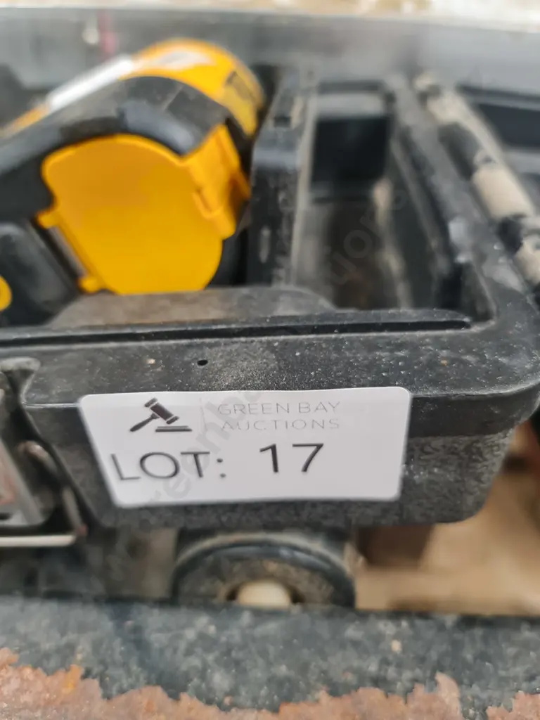 DeWalt Laser Chalk Line Image 1++