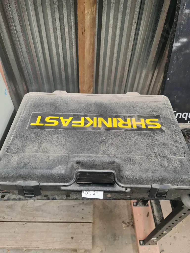 Shrinkfast LP Gas Torch Image 1++