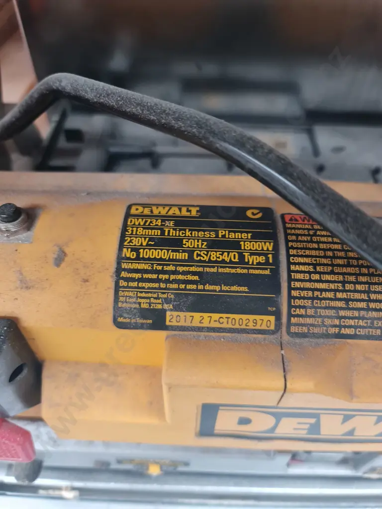DeWalt 318mm Thickness Planer Image 1++