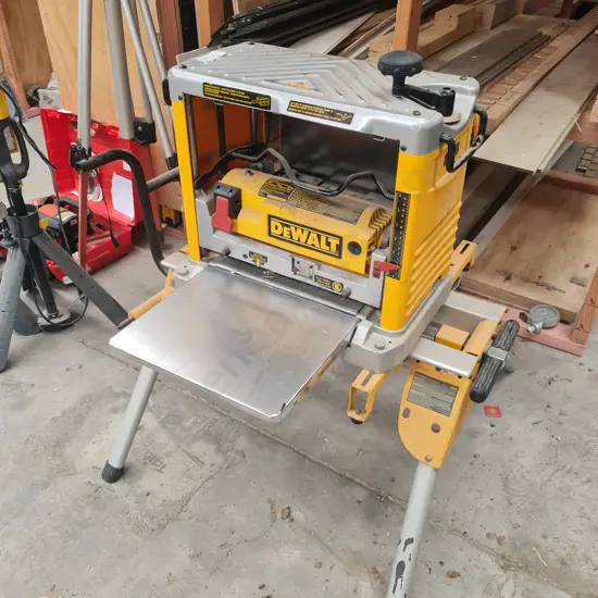 DeWalt 318mm Thickness Planer
