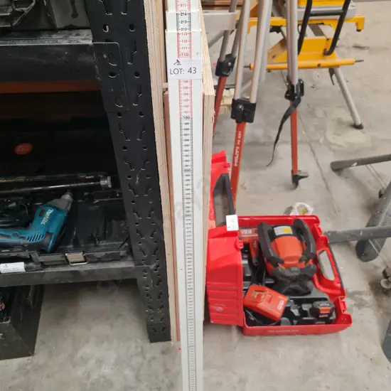 Hilti Levelling Staff