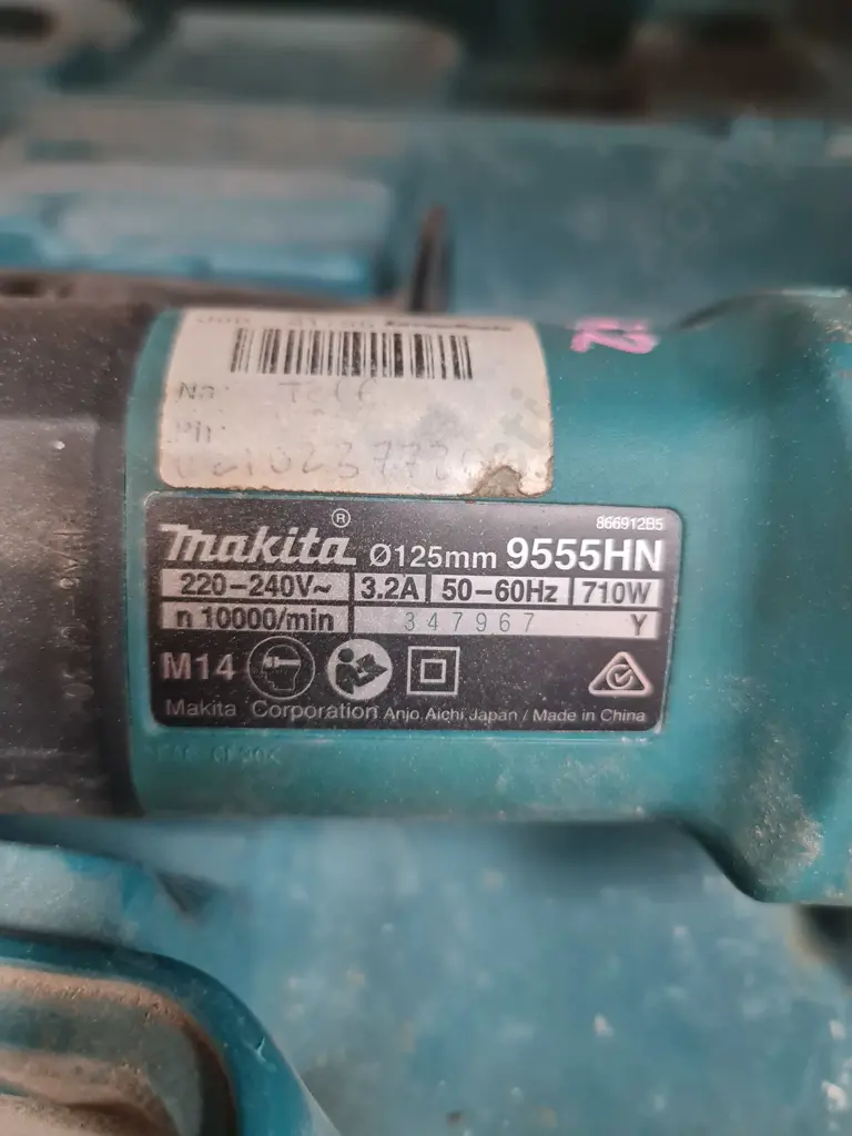 Makita Angle Grinder Image 1++